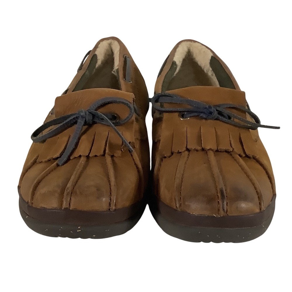 UGGAustralia Brown Leather Kiltie Fringe Moccasin Loafers Shearling Lined Womens